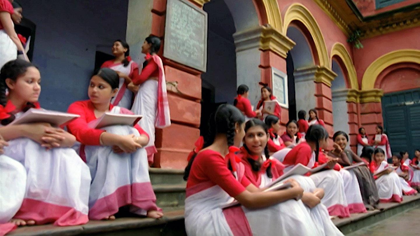 Elar Char Adhyay 2012 movie scene