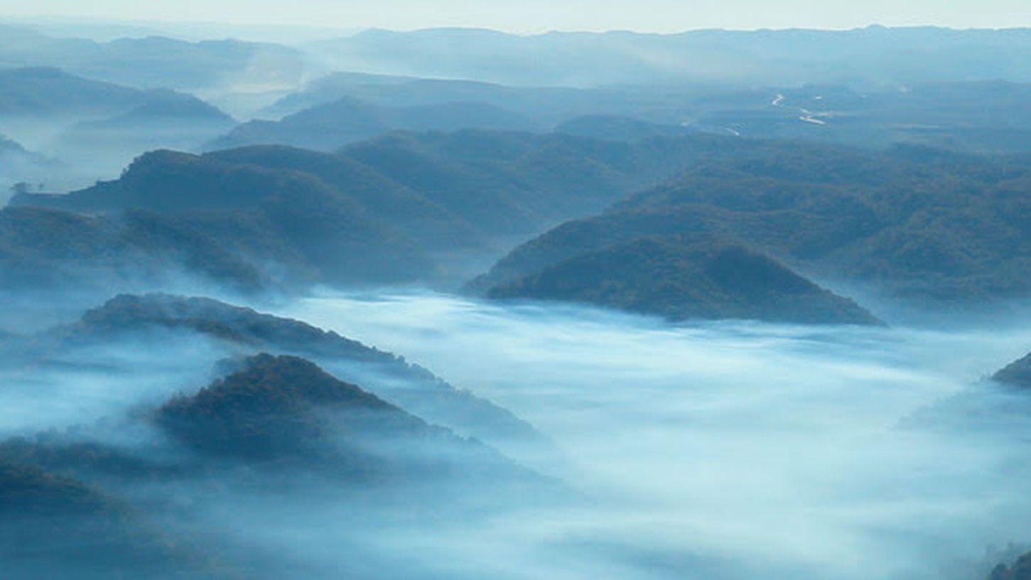 Running for the Mountains 2024 movie scene