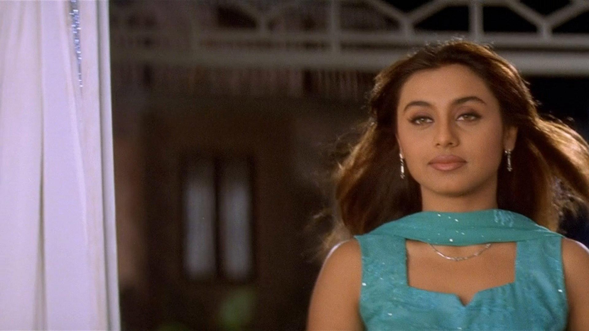 Kahin Pyaar Na Ho Jaaye 2000 movie scene