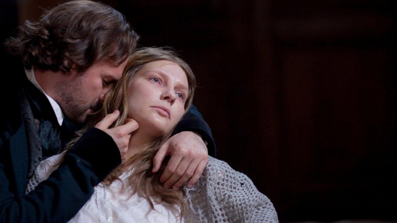 La Traviata: Love, Death & Divas 2015 movie scene