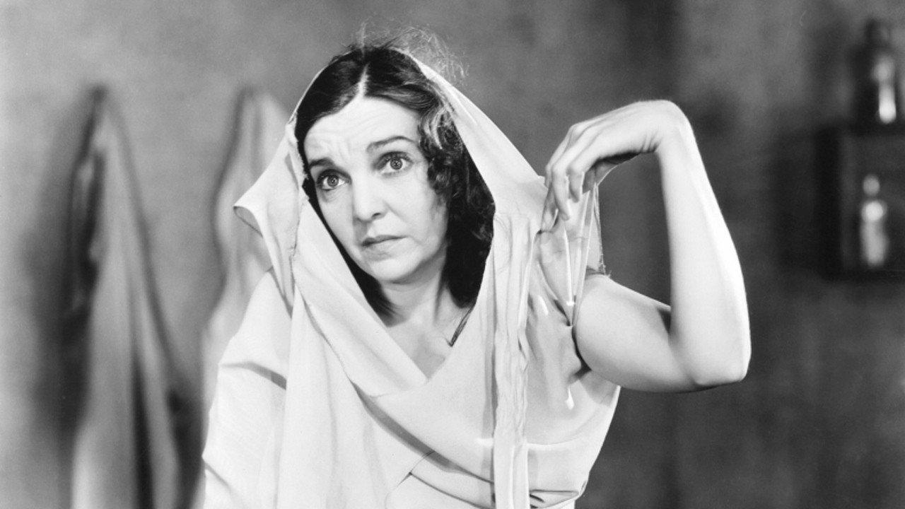 War Nurse 1930 movie scene
