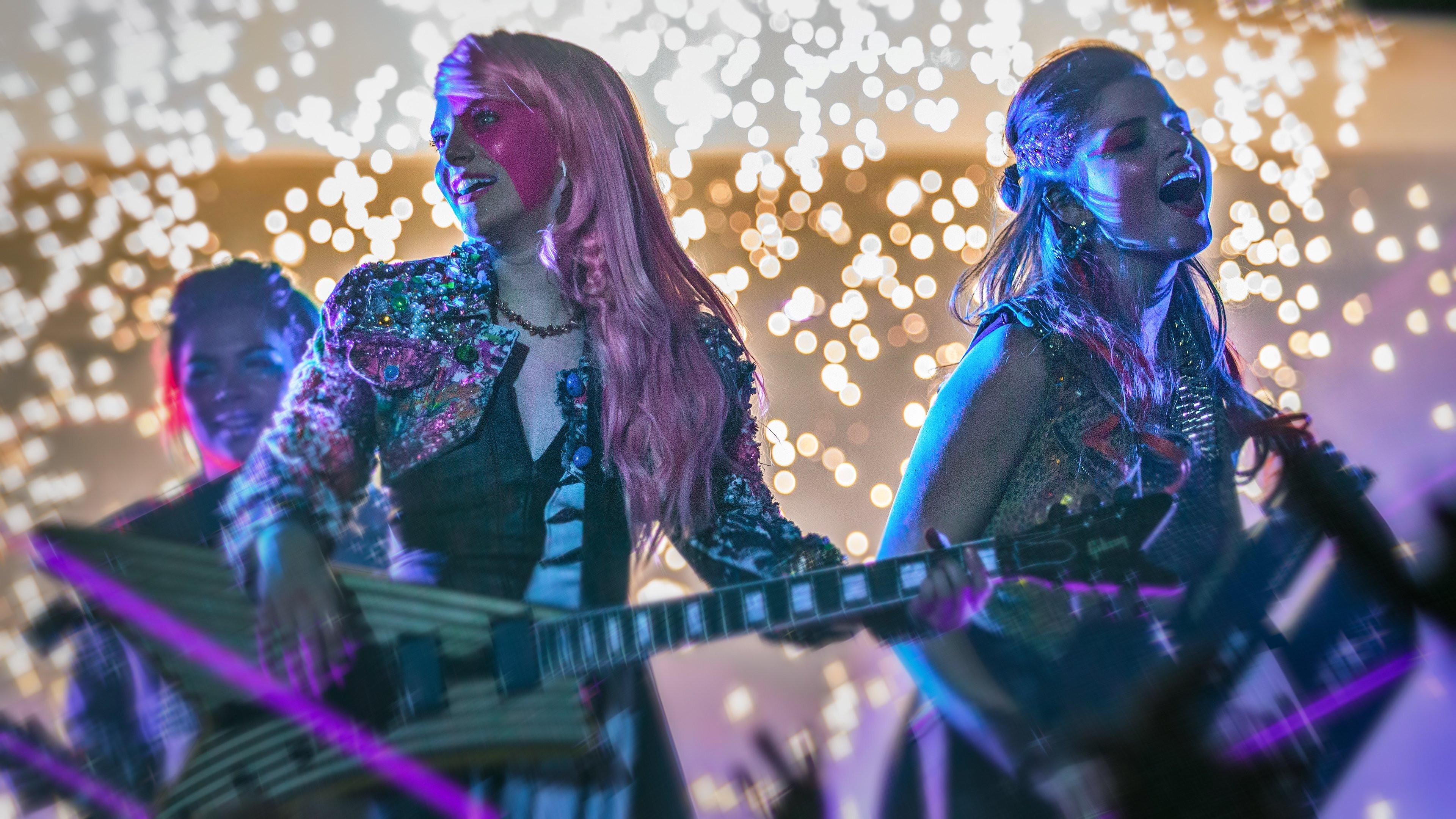 Jem and the Holograms 2015 movie scene