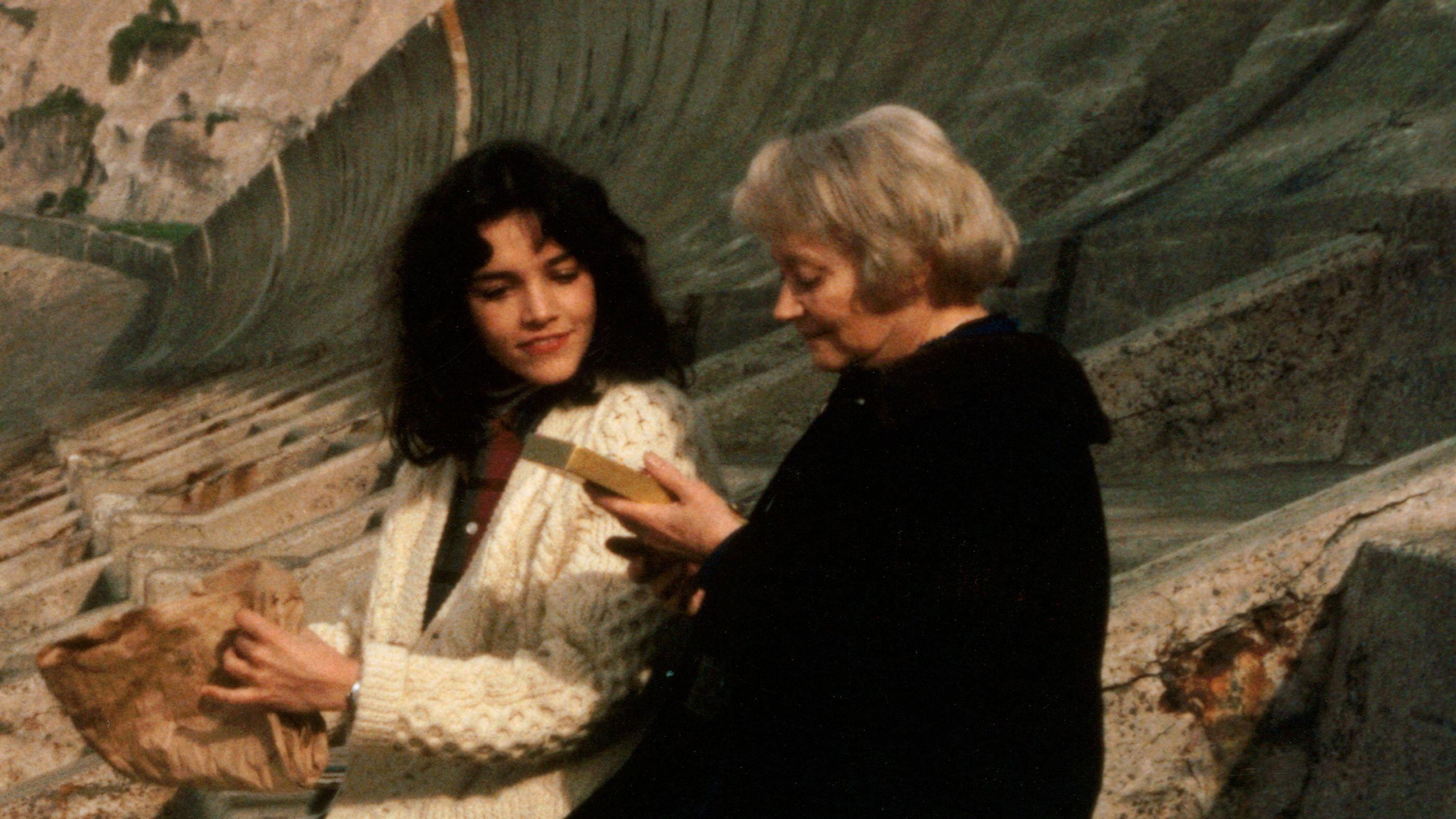 Tell Me a Riddle 1980 movie scene