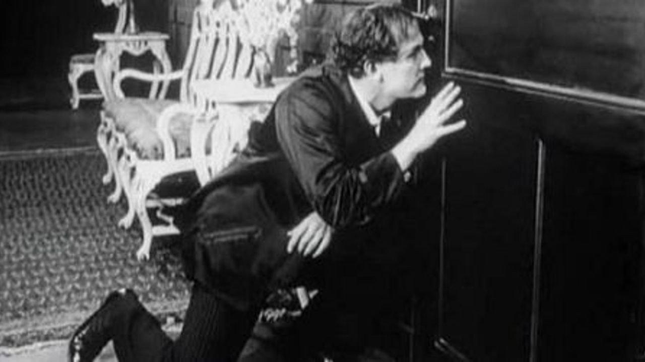 Kiss of Death 1916 movie scene