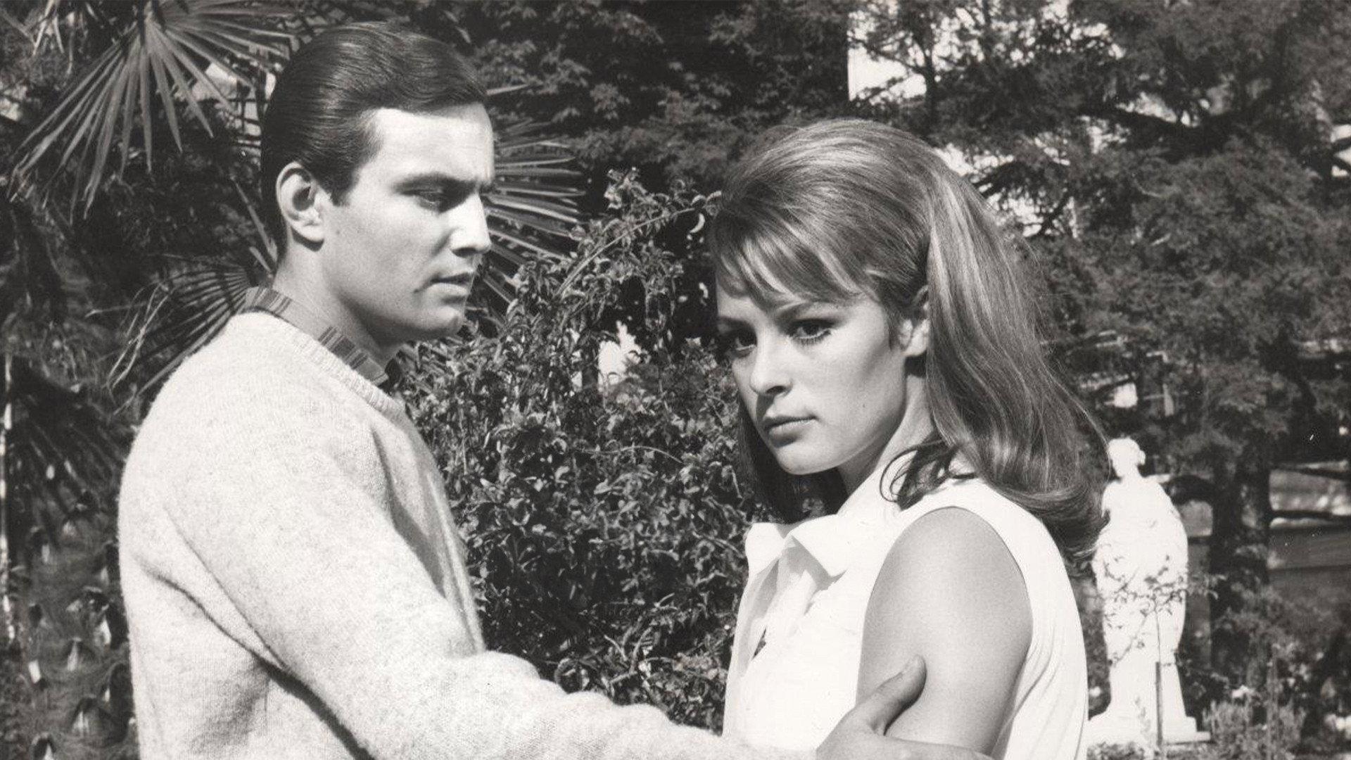 Samanyolu 1967 movie scene