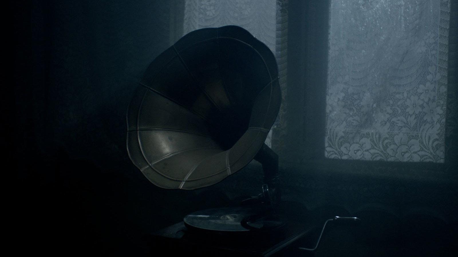 The Girl in the Gramophone 2022 movie scene
