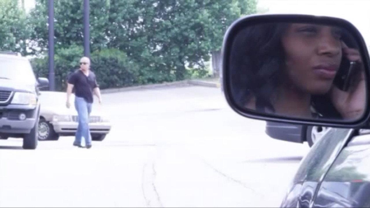 1 Kiss, 2 Bullets 2014 movie scene