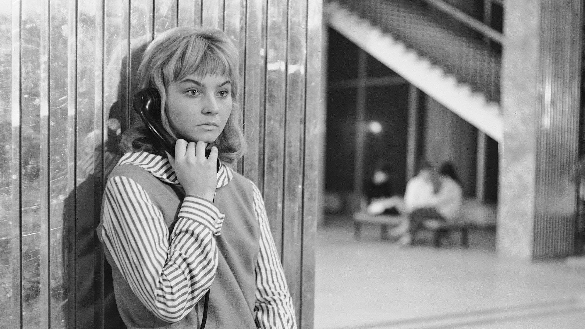 Every Week Seven Days 1964 movie scene