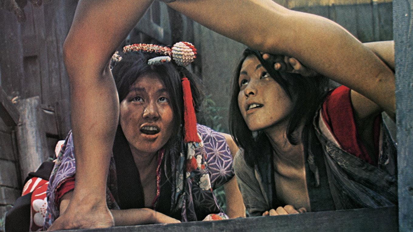 Secret Chronicle: Crimson Goddess in Paradise 1973 movie scene