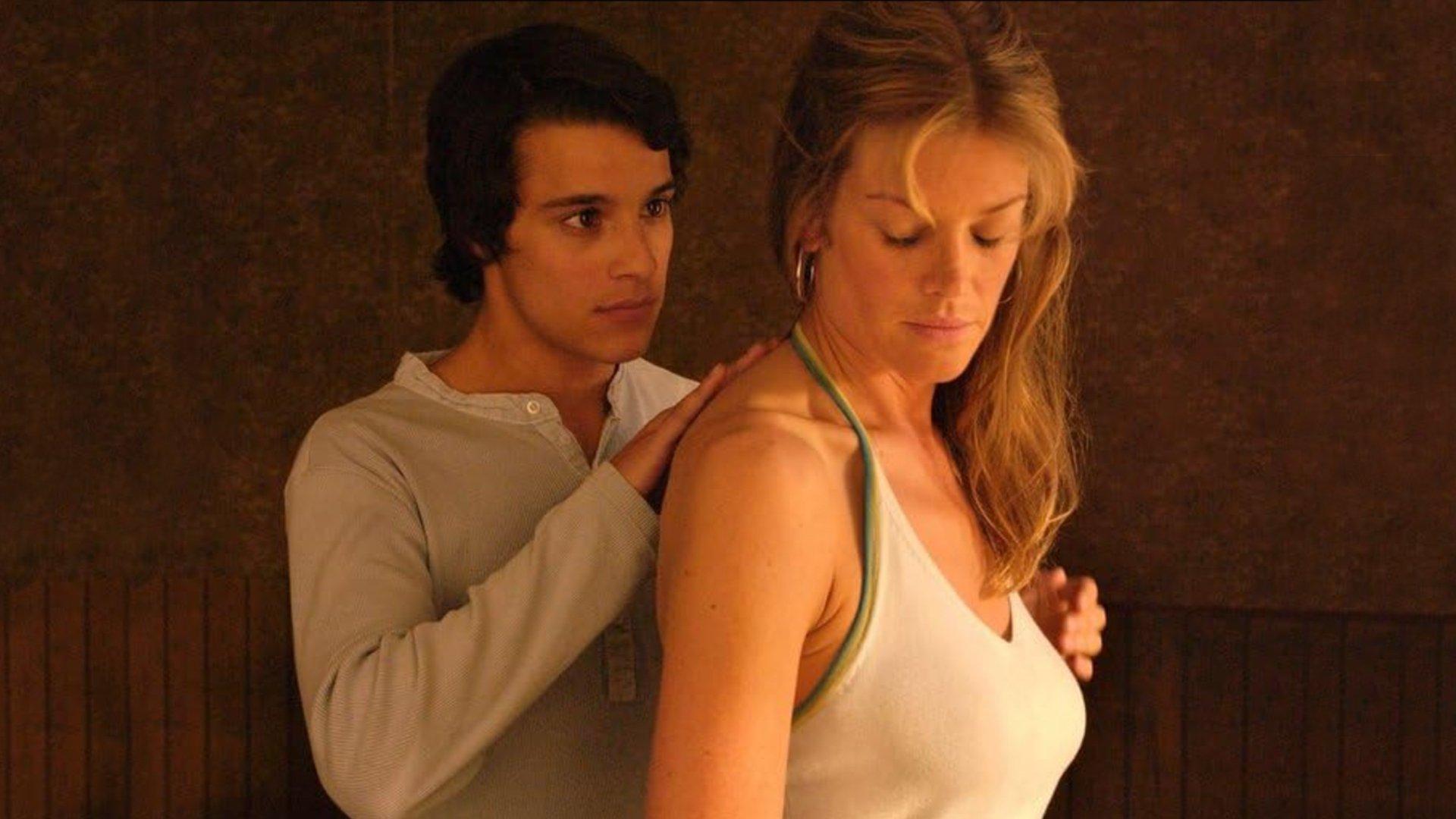 Secret Love: The Schoolboy and the Mailwoman 2005 movie scene