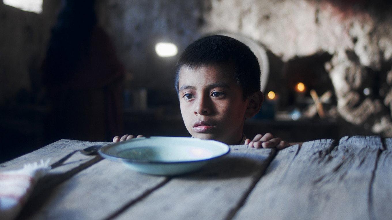 Hambre 2021 movie scene