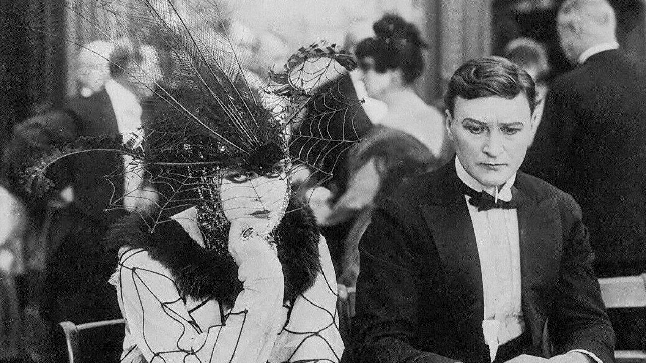 The New York Peacock 1917 movie scene