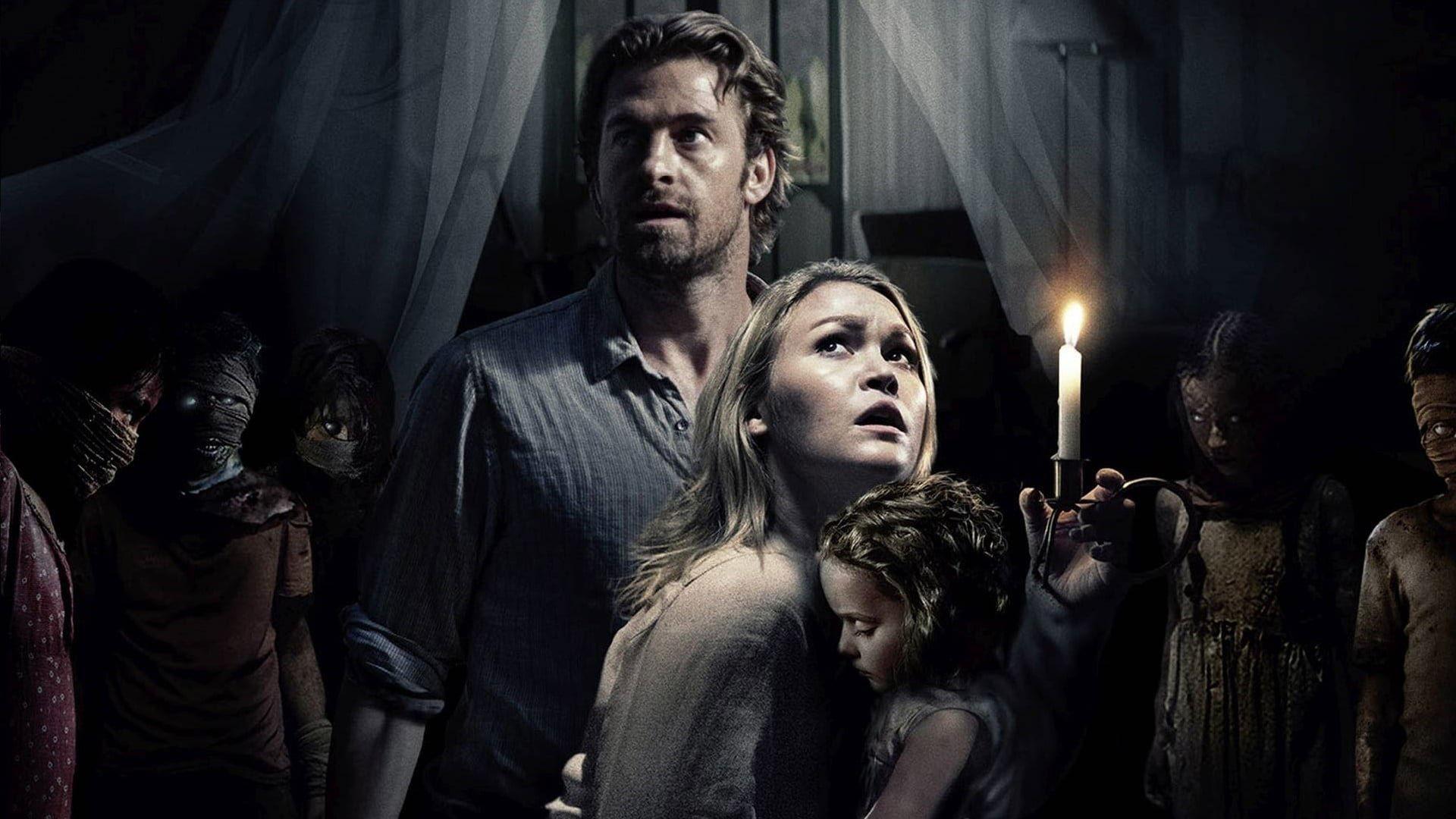 Out of the Dark 2014 movie scene