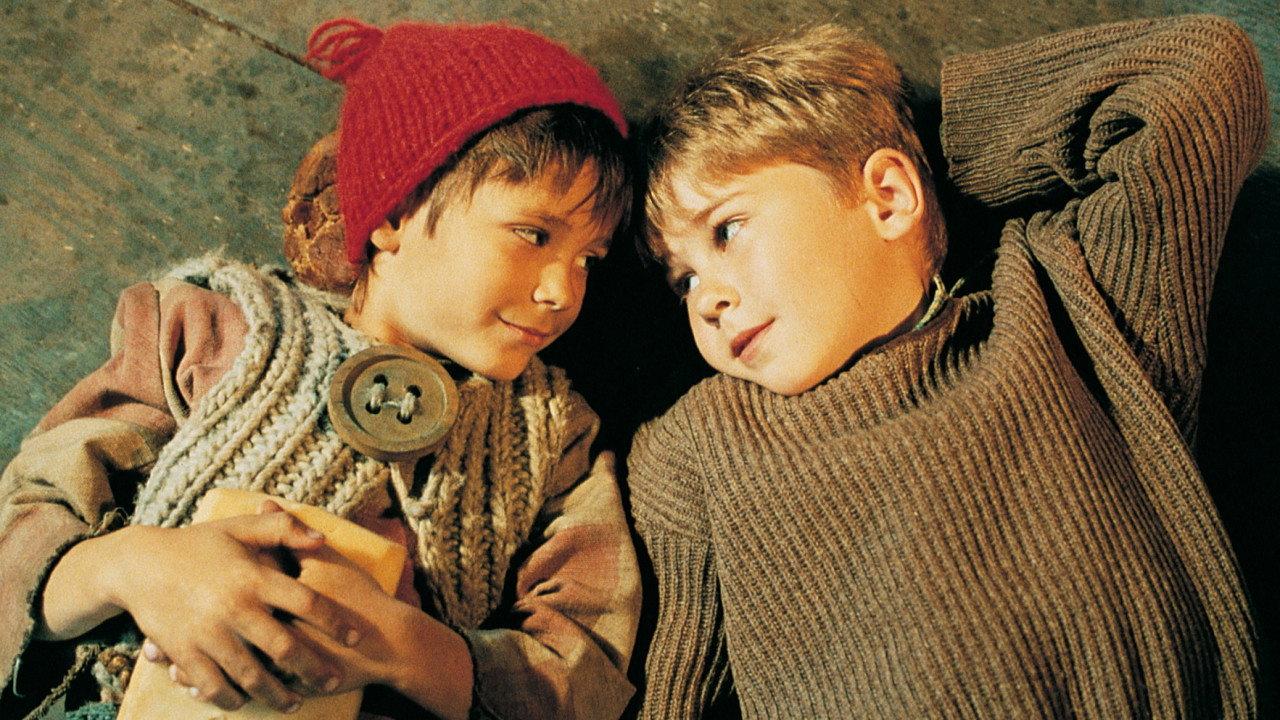 Nils Karlsson Pyssling 1990 movie scene