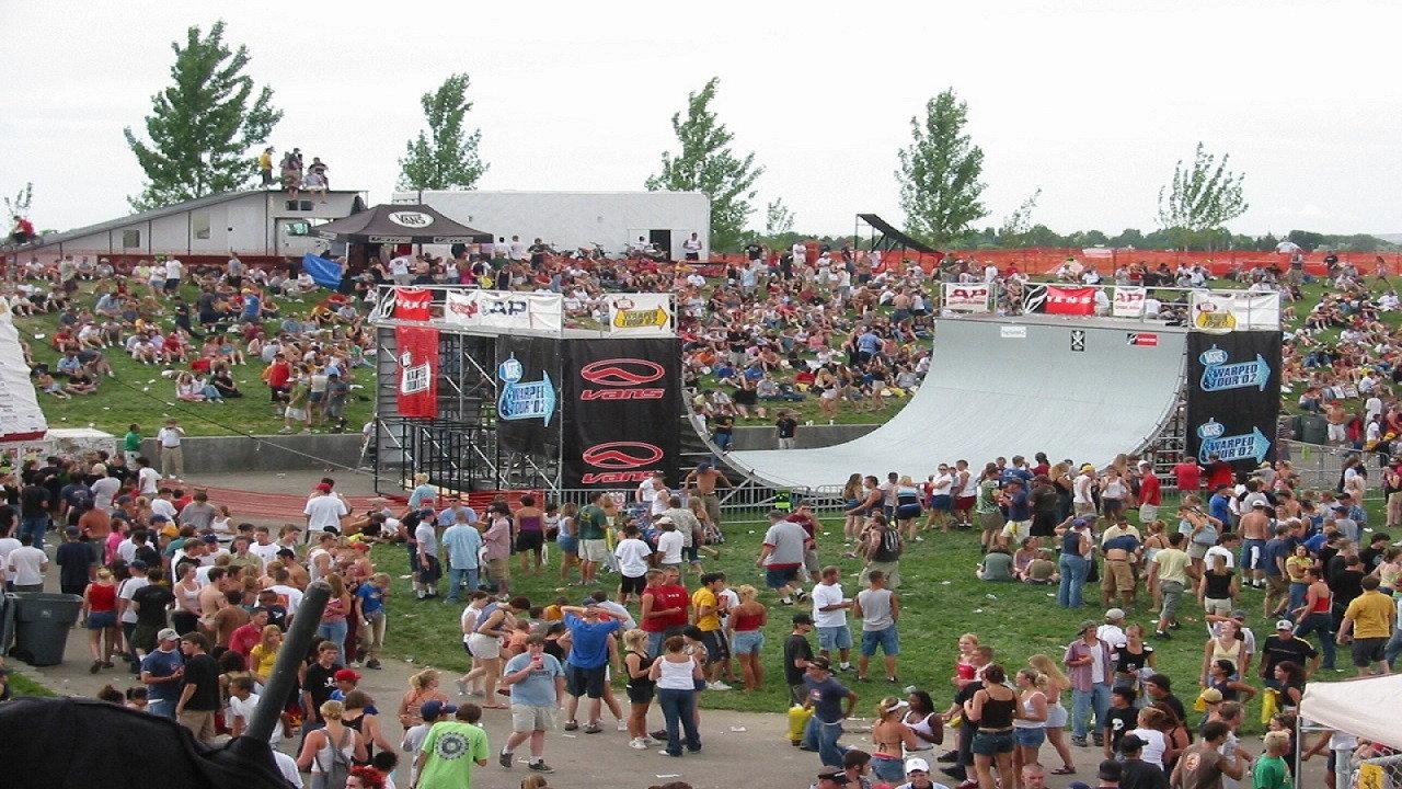 Vans Warped Tour 2002 2002 movie scene