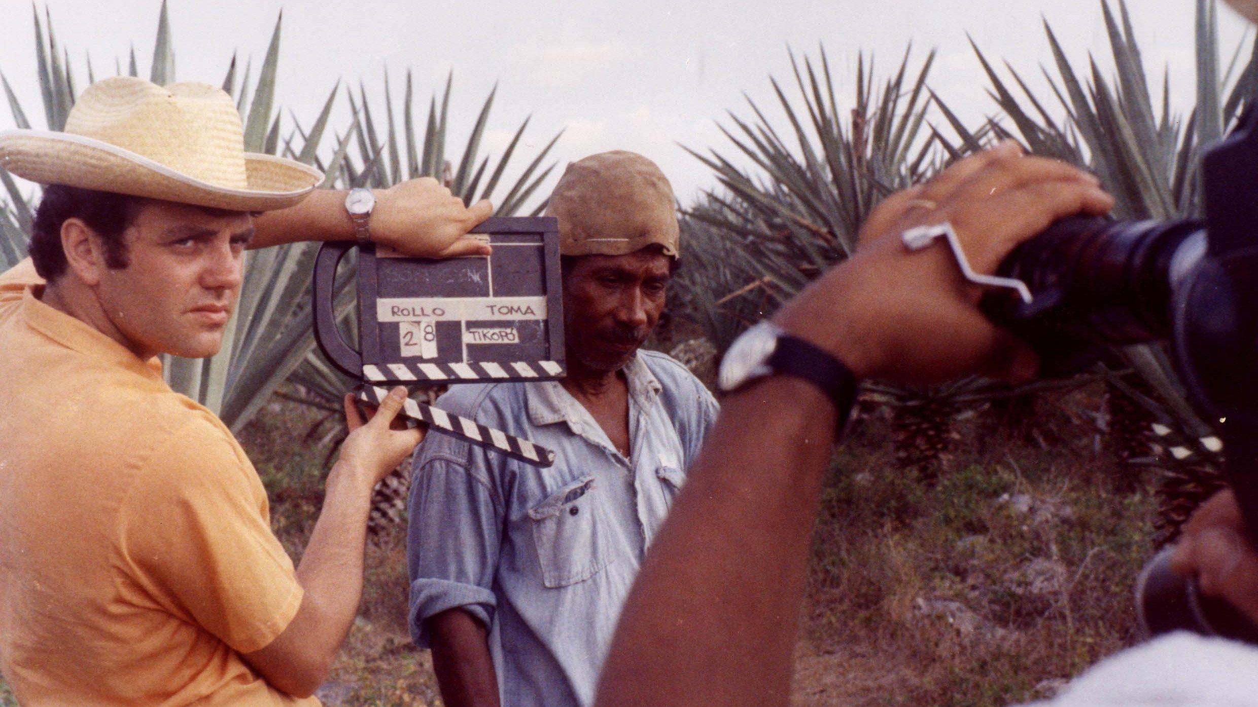 Raymundo: The Revolutionary Filmmaker's Struggle 2003 movie scene