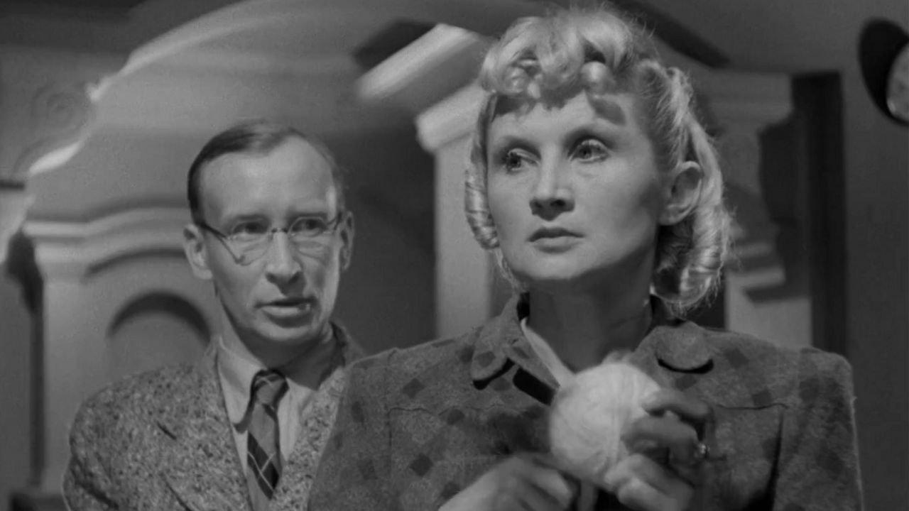 Girl No. 217 1945 movie scene