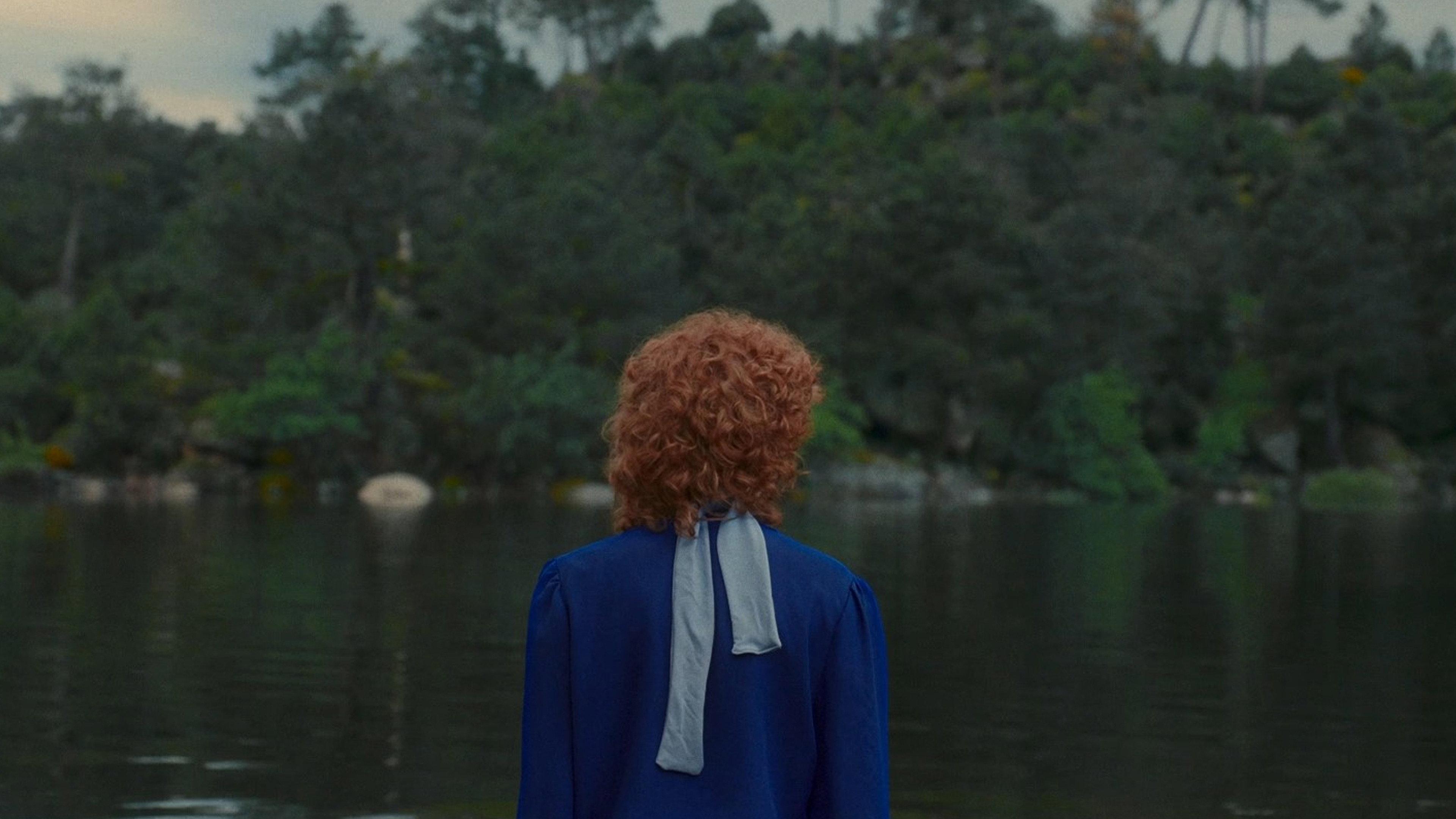 El lago silente 2025 movie scene
