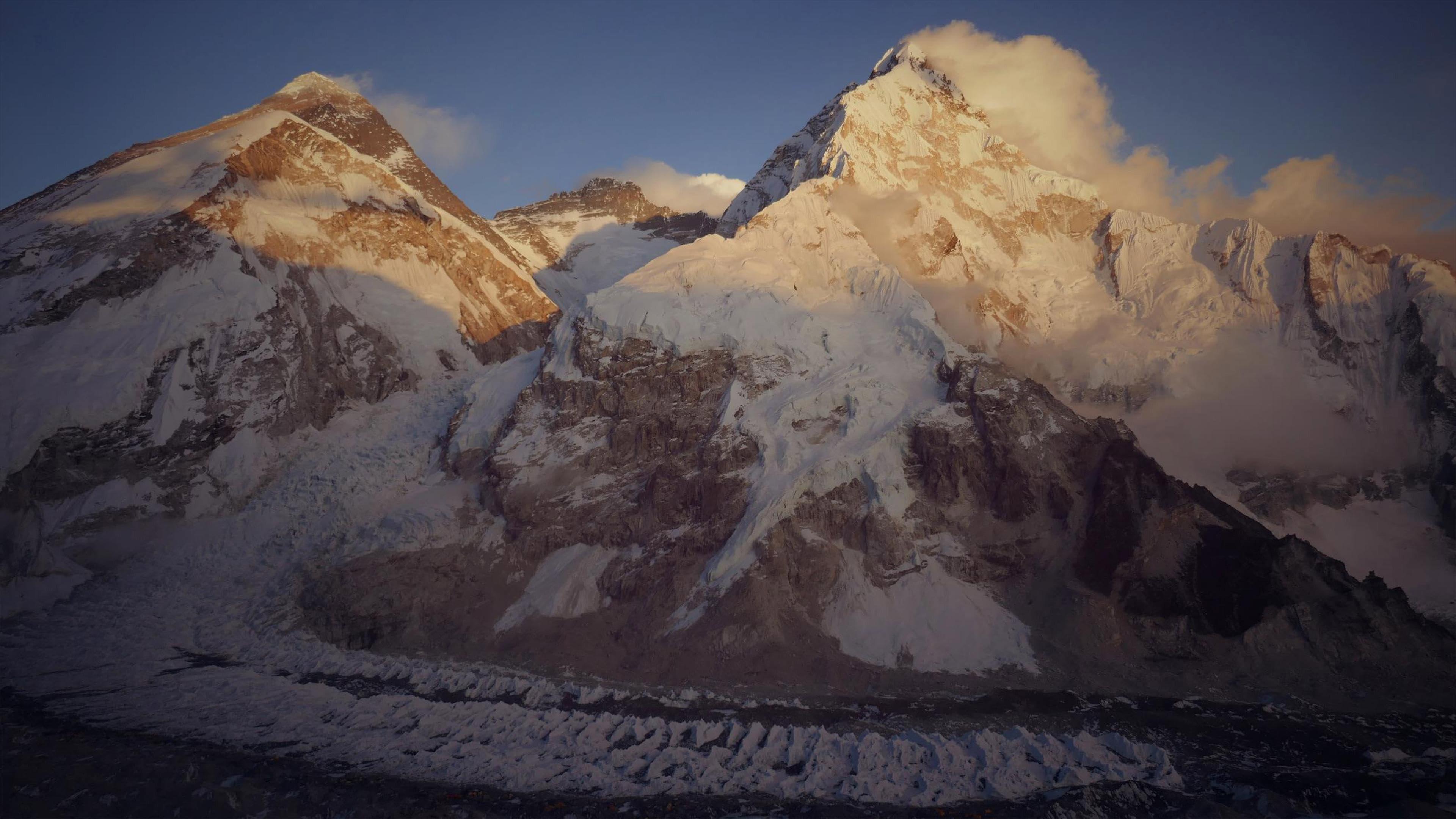 Everest - The Hard Way 2021 movie scene