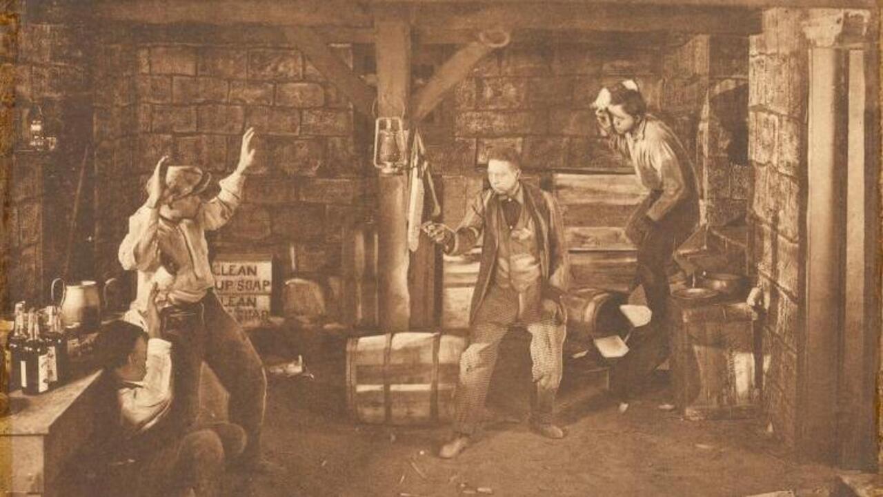 Easy Money 1922 movie scene