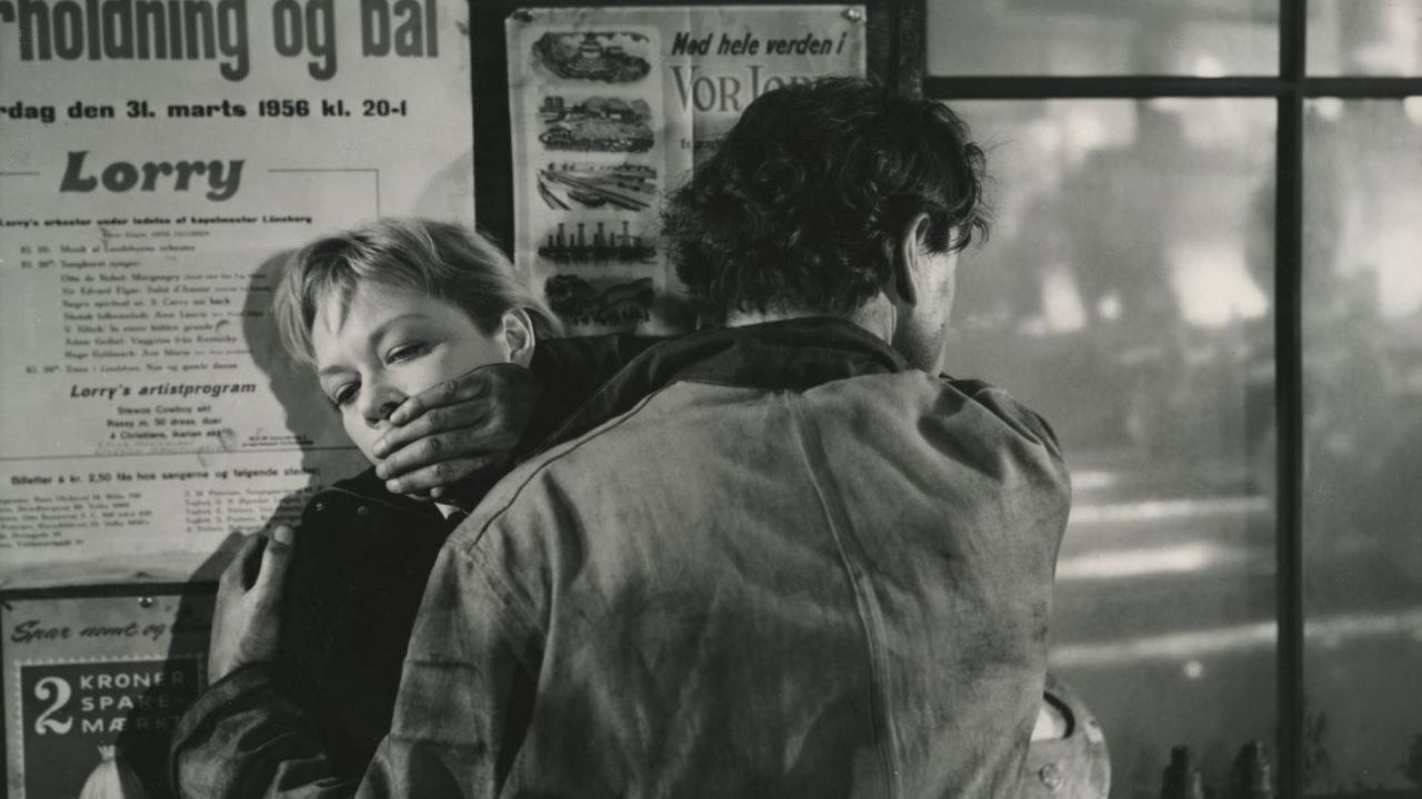 Taxa K-1640 efterlyses 1956 movie scene
