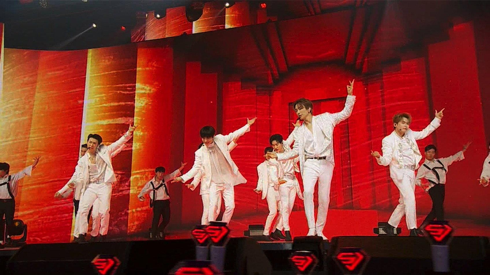 SUPER JUNIOR-Beyond the Super Show 2020 movie scene