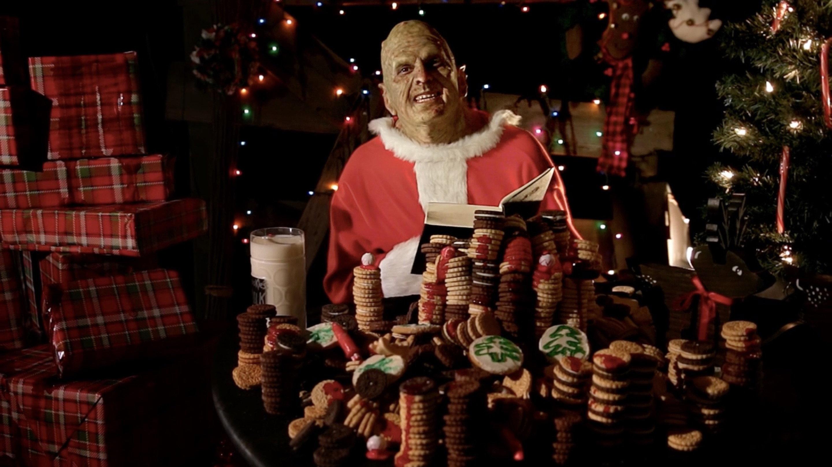 Christmas with Cookie 2016 movie scene