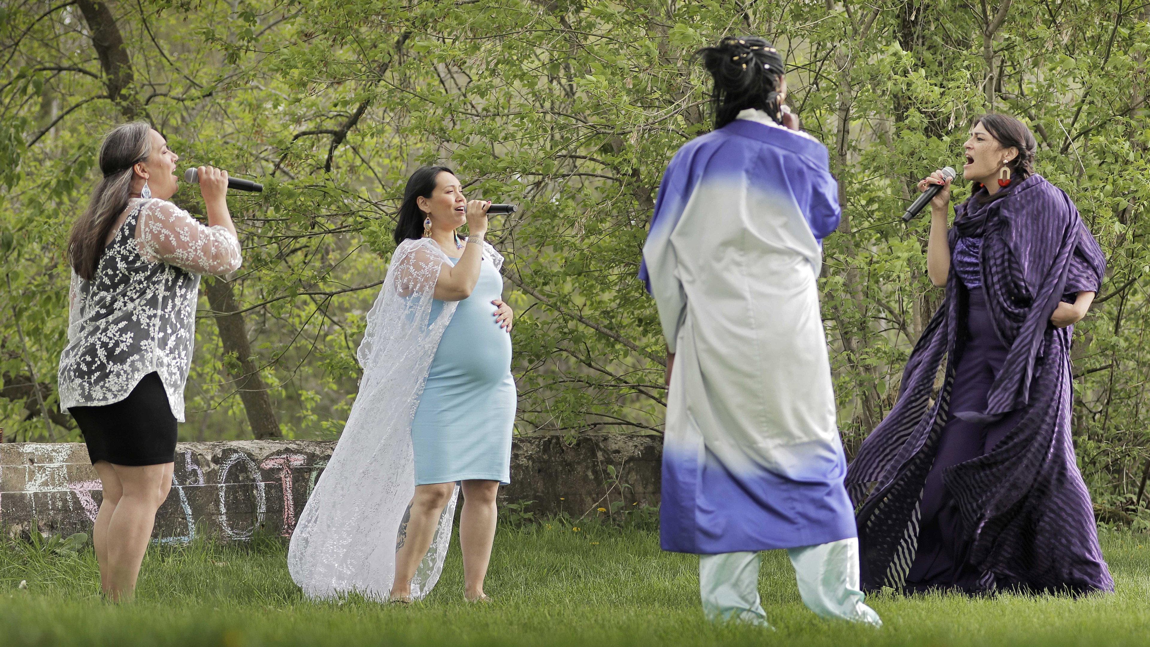 Le grand solstice 2021 movie scene