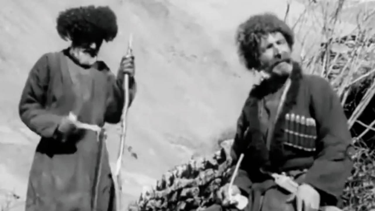 Girl of the Mountains 1932 movie scene