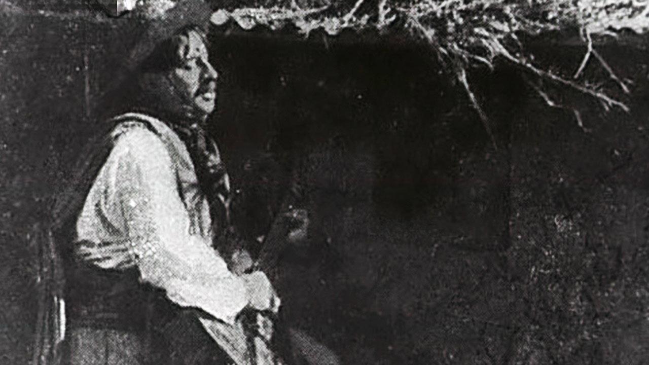 Ponchos azules 1942 movie scene