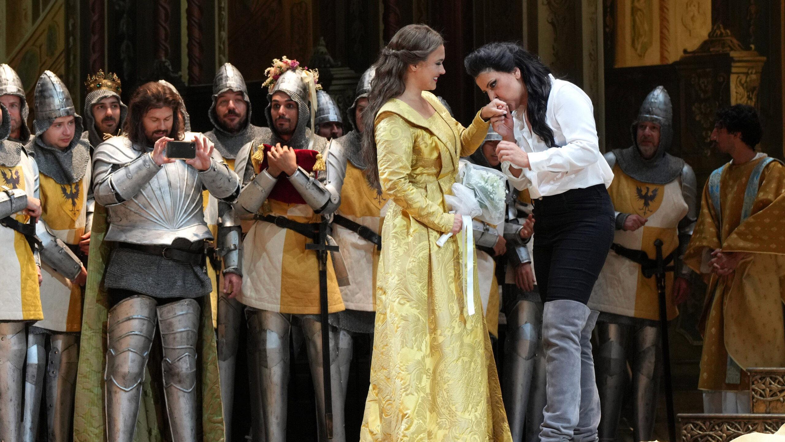 Adelaide Di Borgogna 2013 movie scene