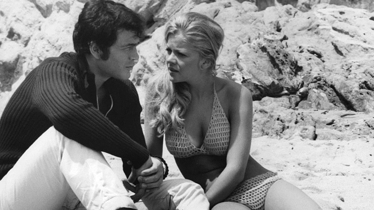 Cover Me Babe 1970 movie scene