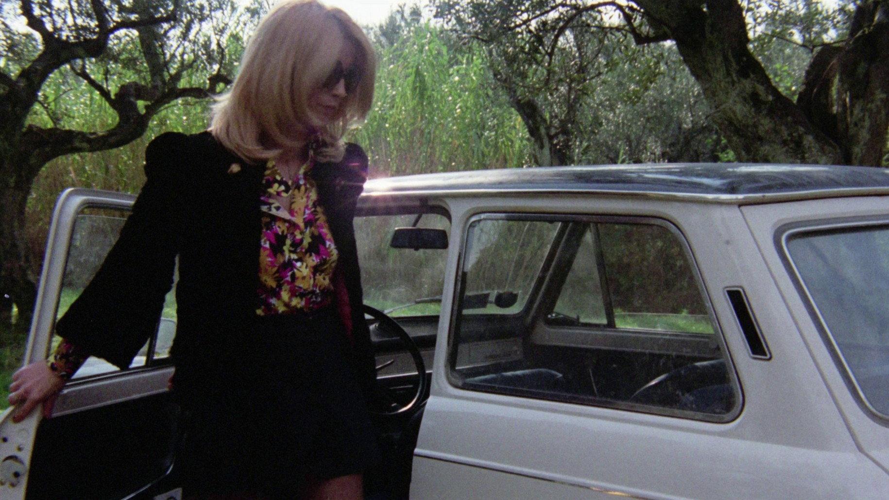 The Police Are Blundering in the Dark 1972 movie scene