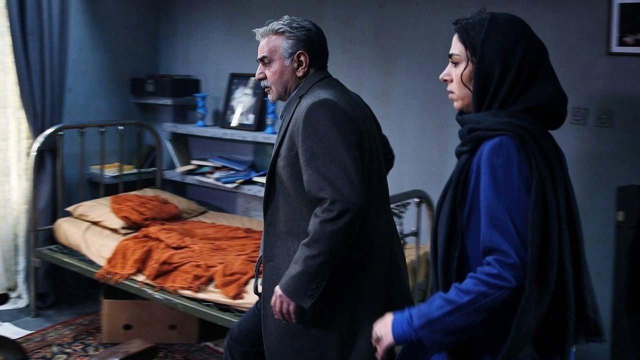 House of Paper 2017 movie scene