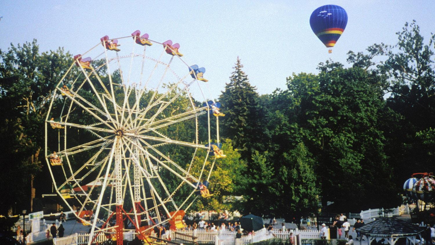 Great Old Amusement Parks 1999 movie scene