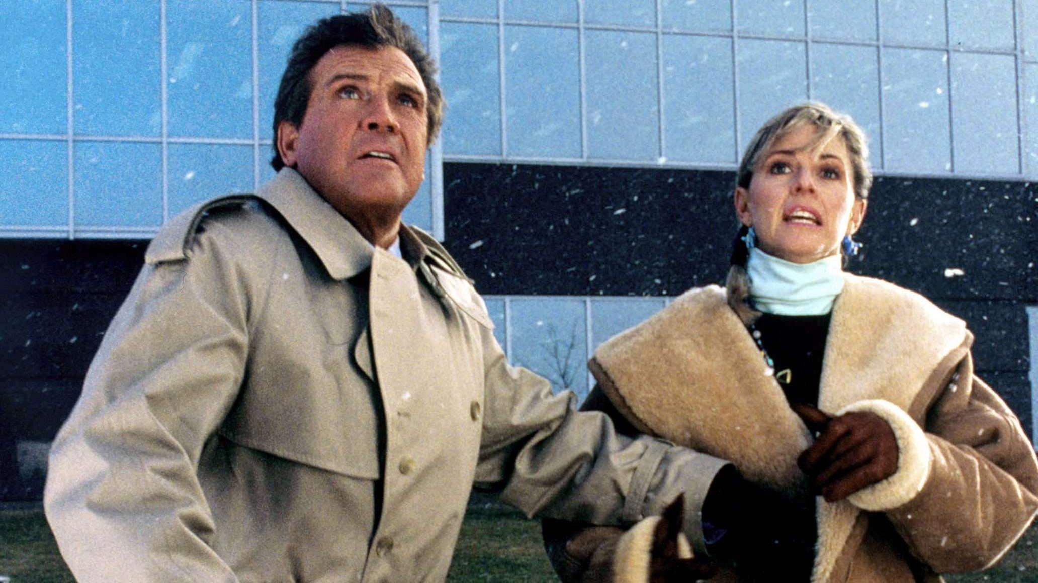 Bionic Showdown: The Six Million Dollar Man and the Bionic Woman 1989 movie scene