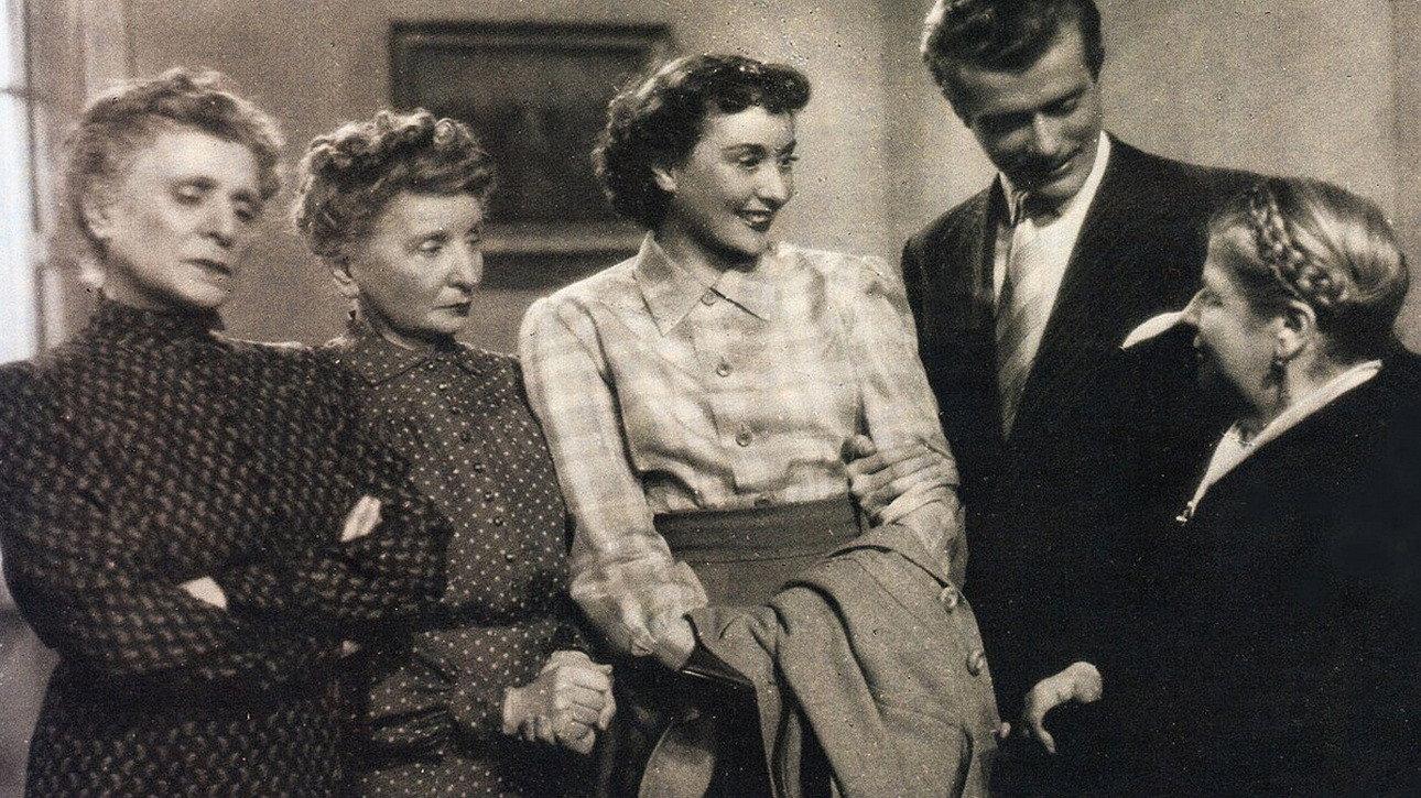 The Materassi Sisters 1944 movie scene