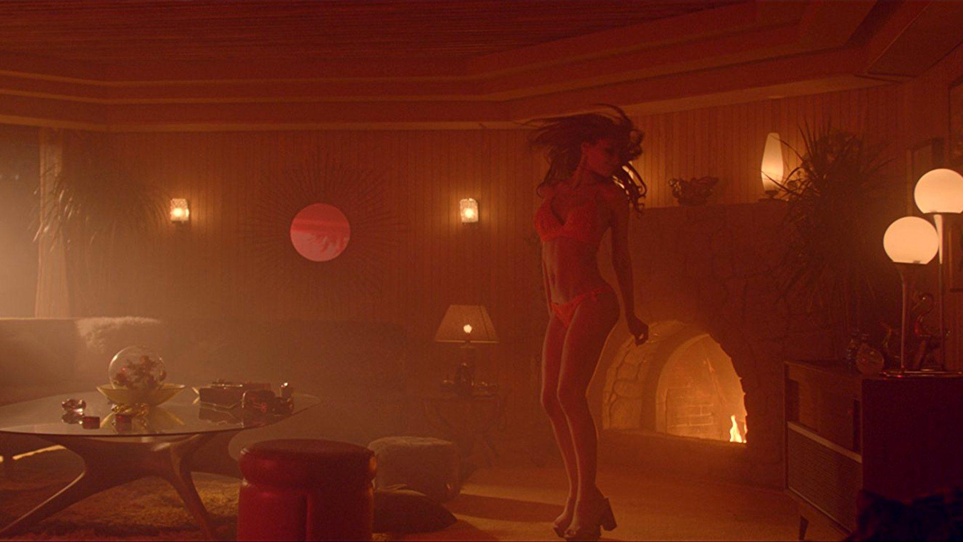 Desire 2017 movie scene
