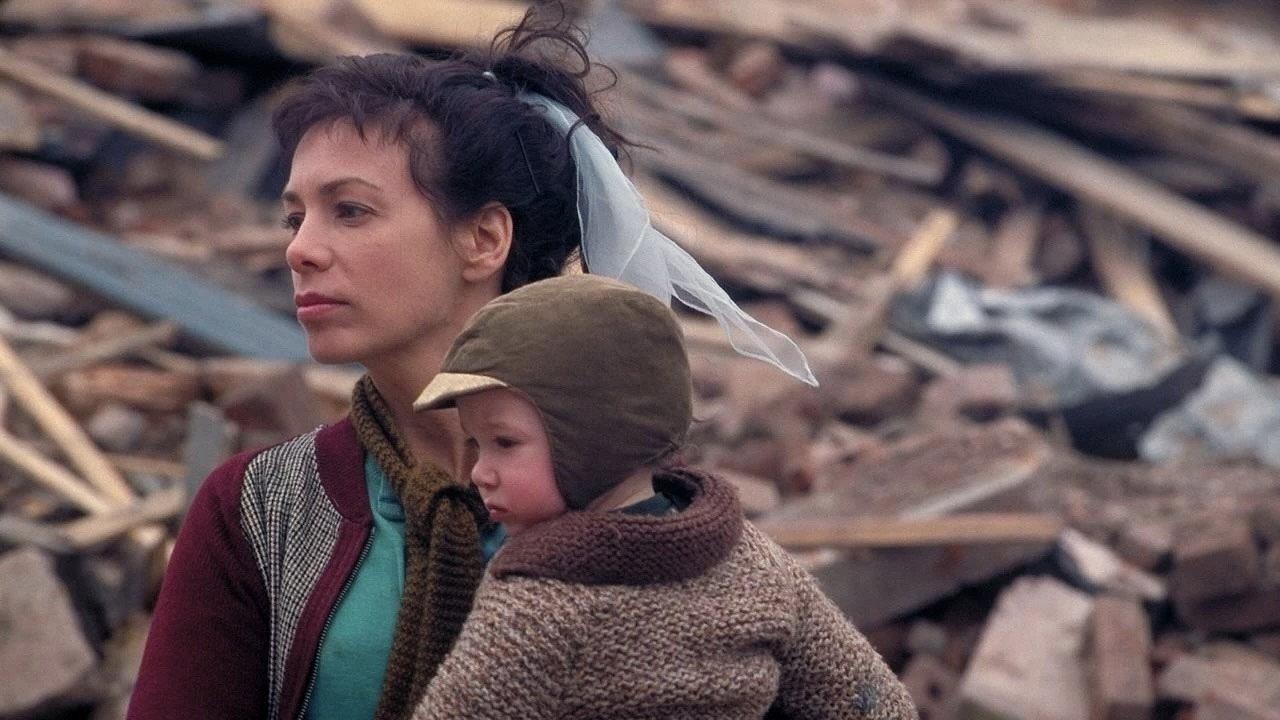 Machine Gun Molly 2004 movie scene