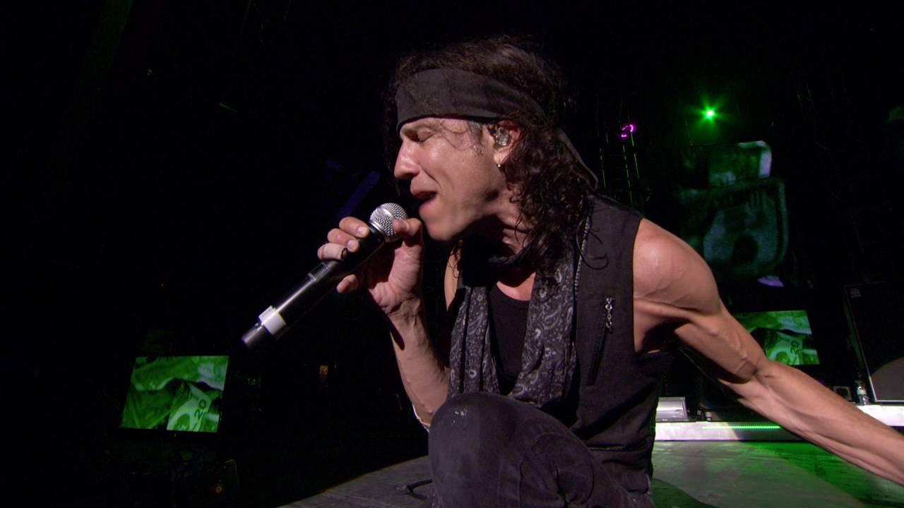 Extreme: Pornograffitti Live 25 2016 movie scene