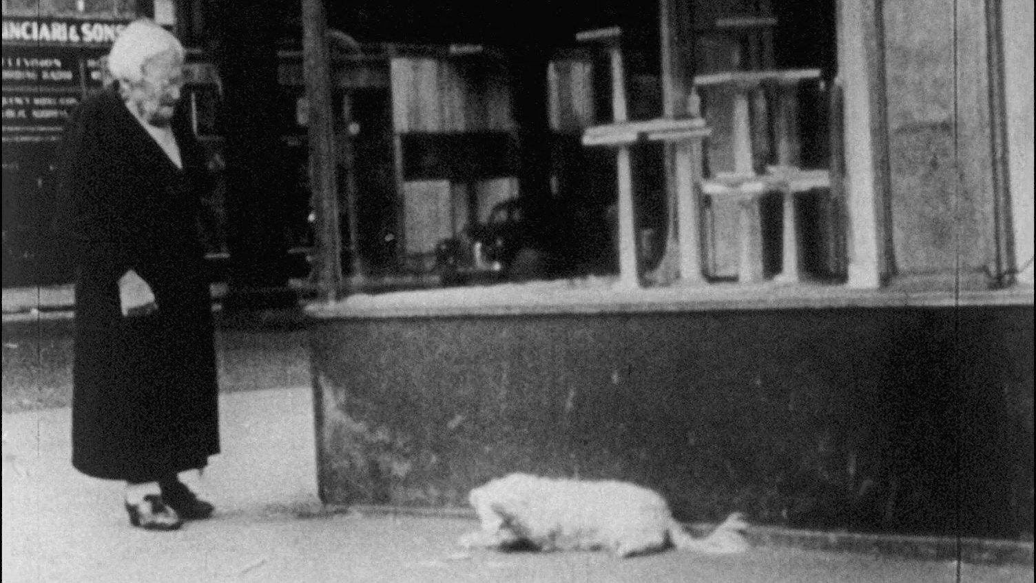 In the Street 1948 movie scene