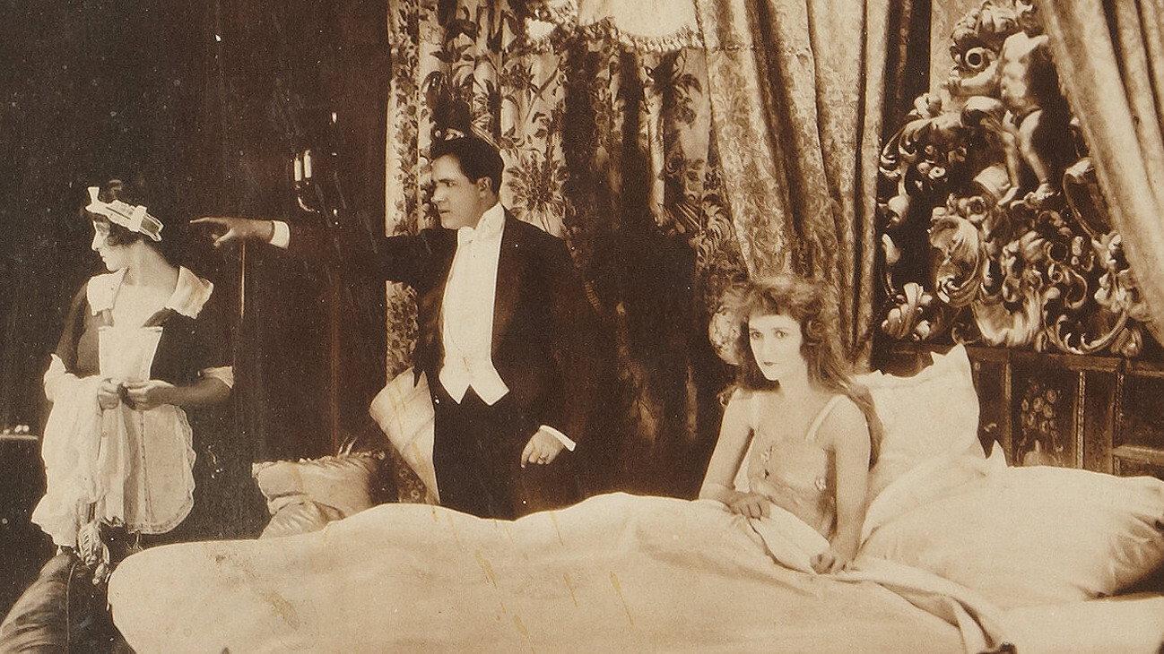 Scandal 1917 movie scene