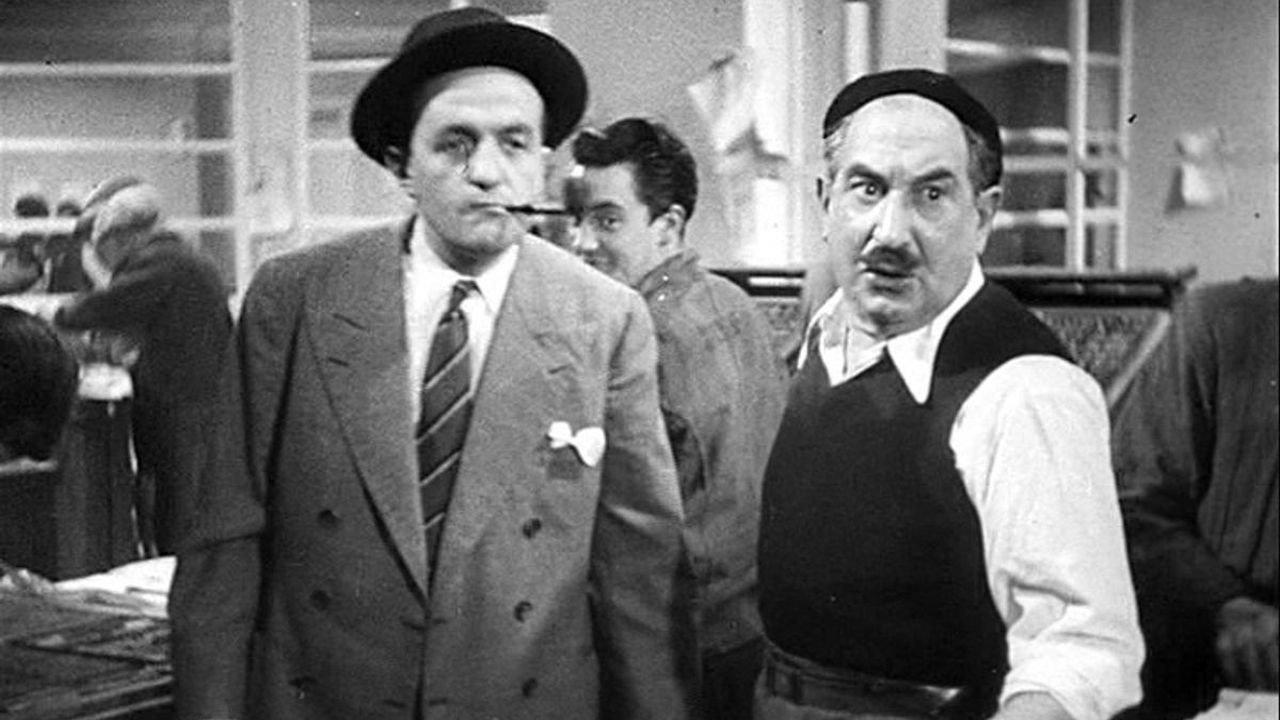 The Newspaper Falls at Five O'Clock 1942 movie scene