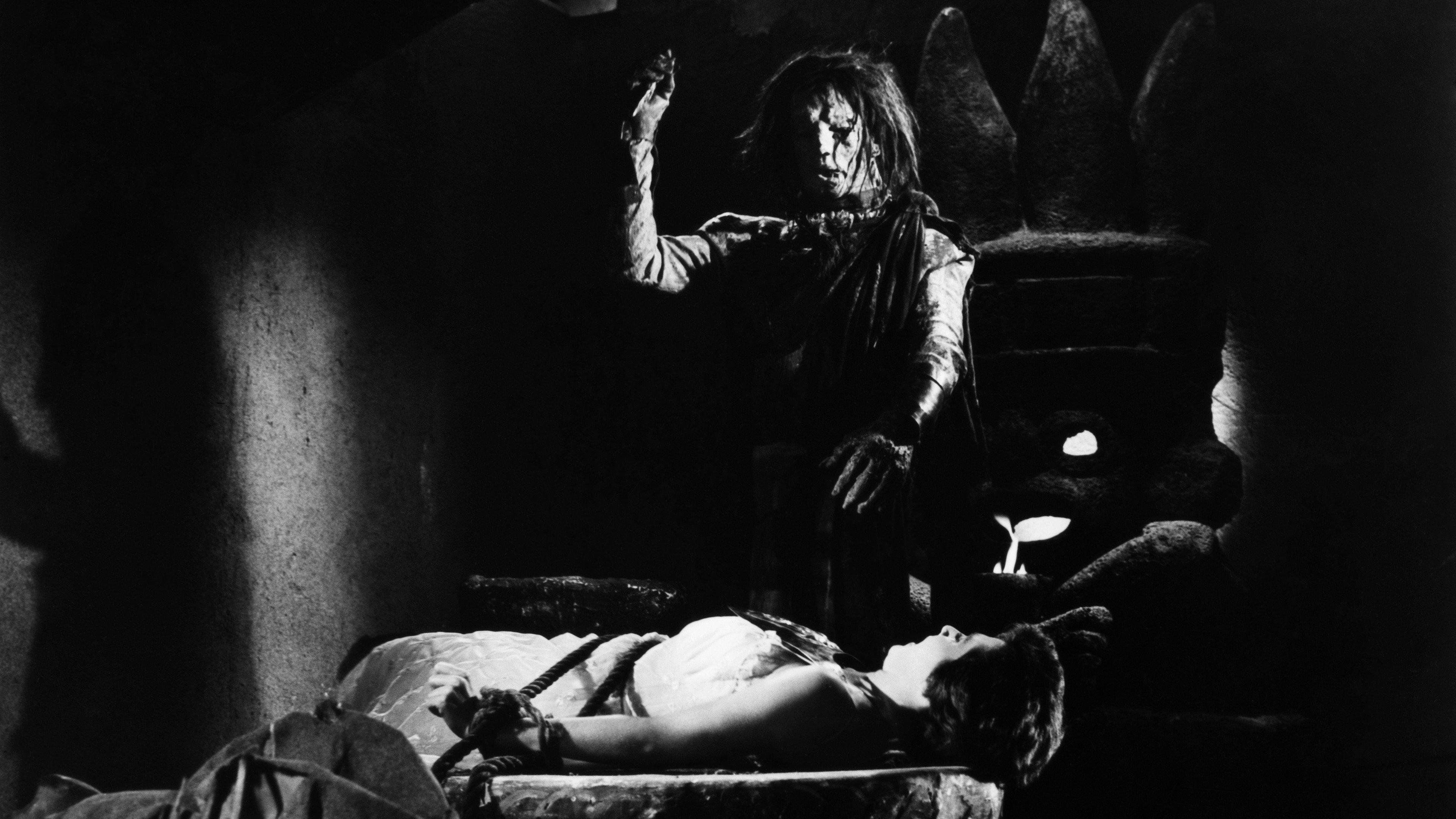 The Aztec Mummy 1957 movie scene