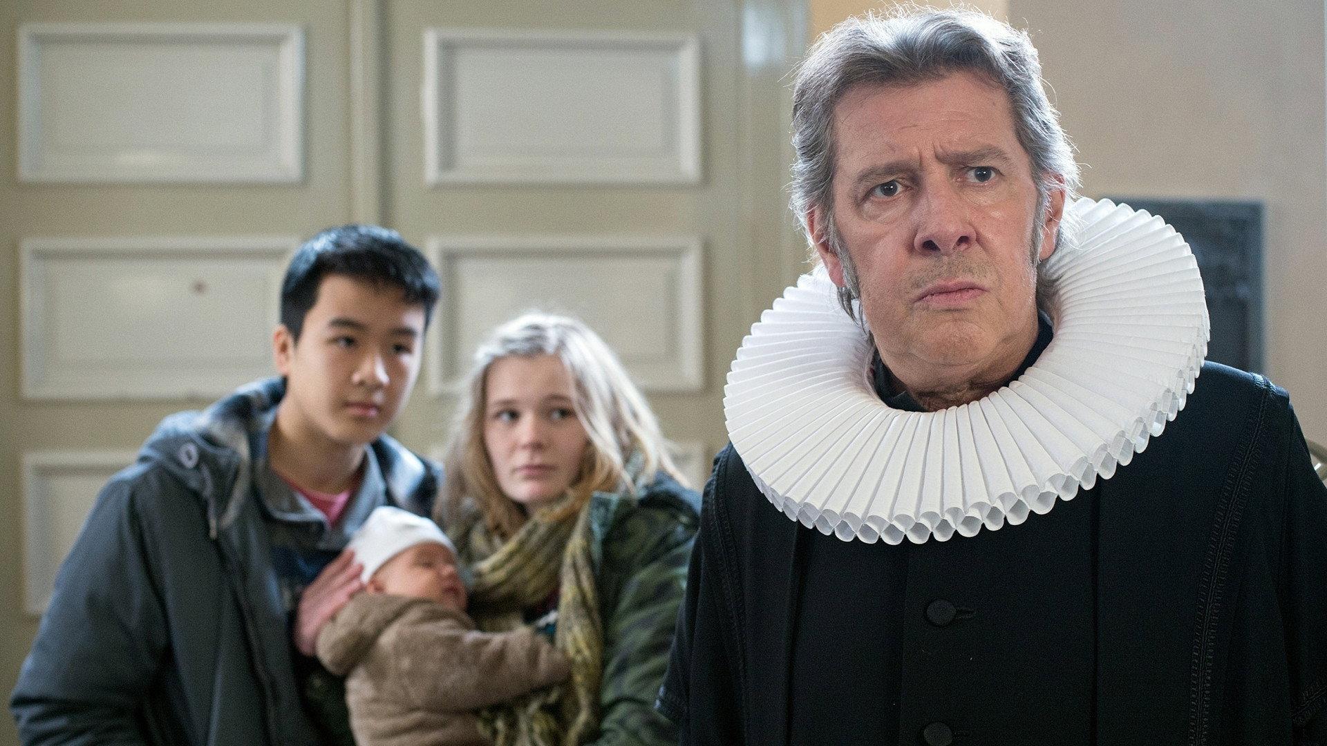 Der Hafenpastor und das graue Kind 2015 movie scene