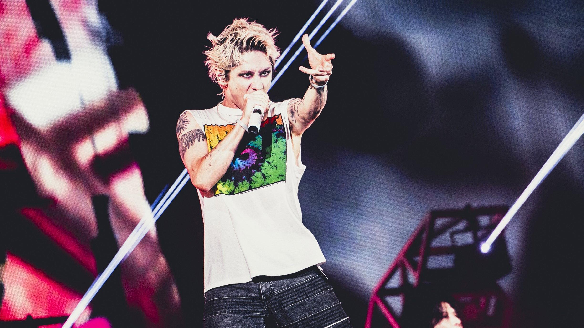 ONE OK ROCK DETOX JAPAN TOUR AT NISSAN STADIUM 2025 IN CINEMAS 2026 movie scene