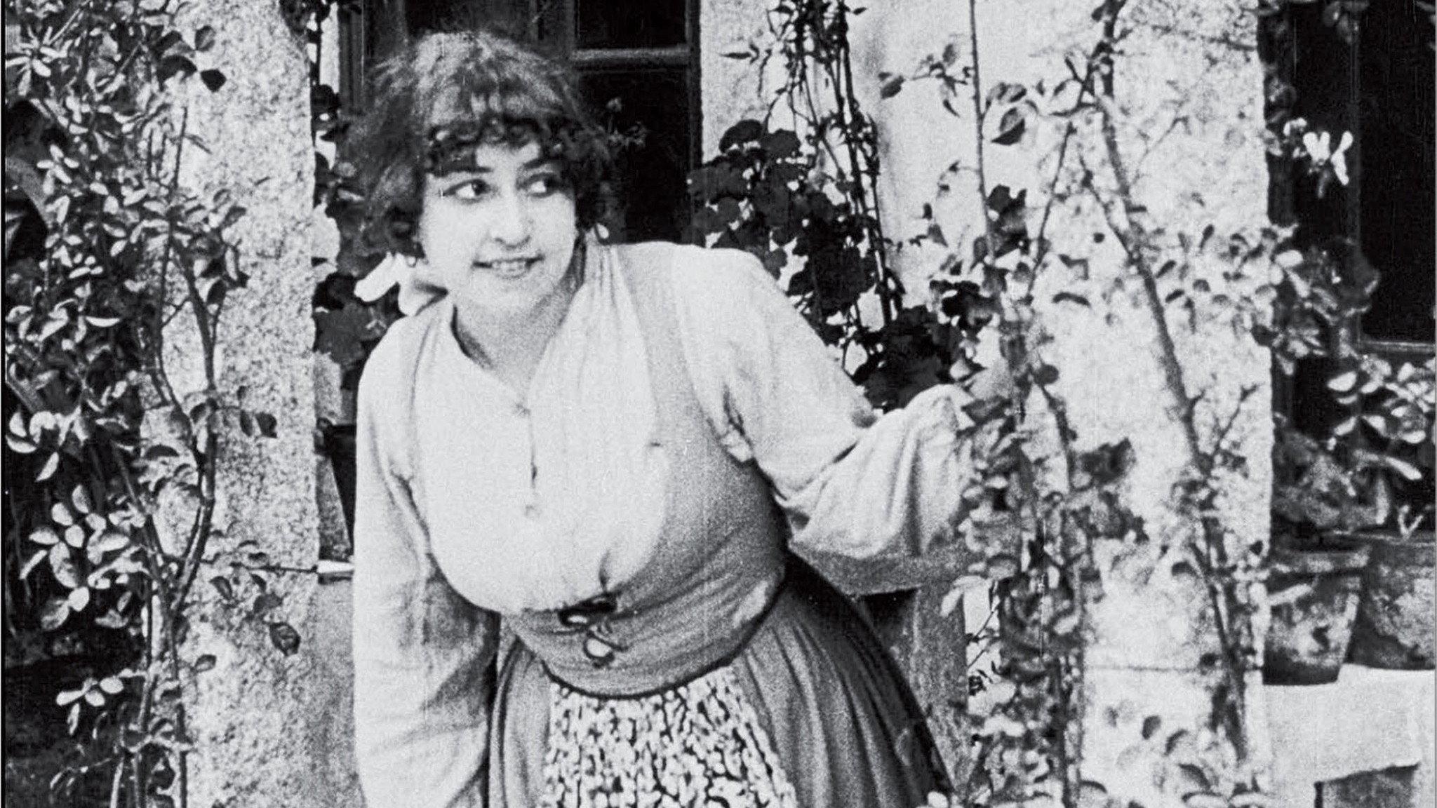 A Rosa do Adro 1919 movie scene