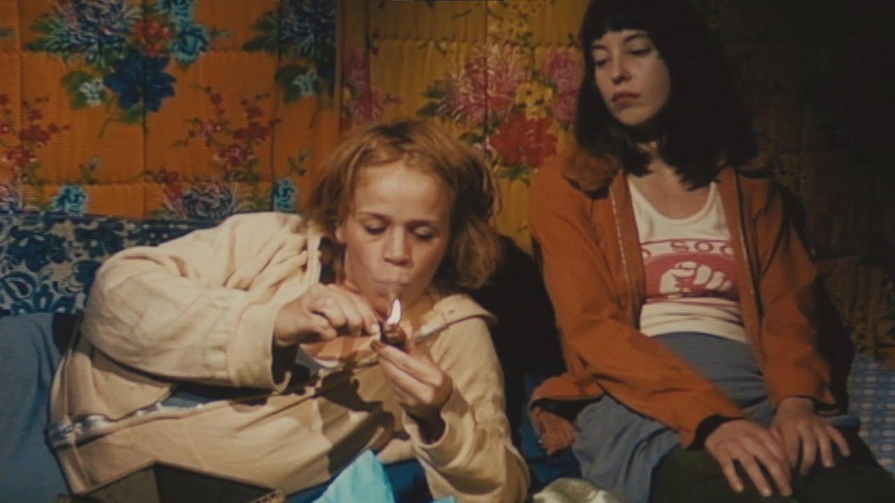 Zoe 2000 movie scene