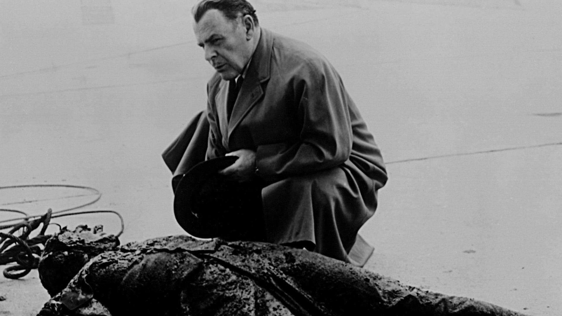 Quatermass 2 1957 movie scene