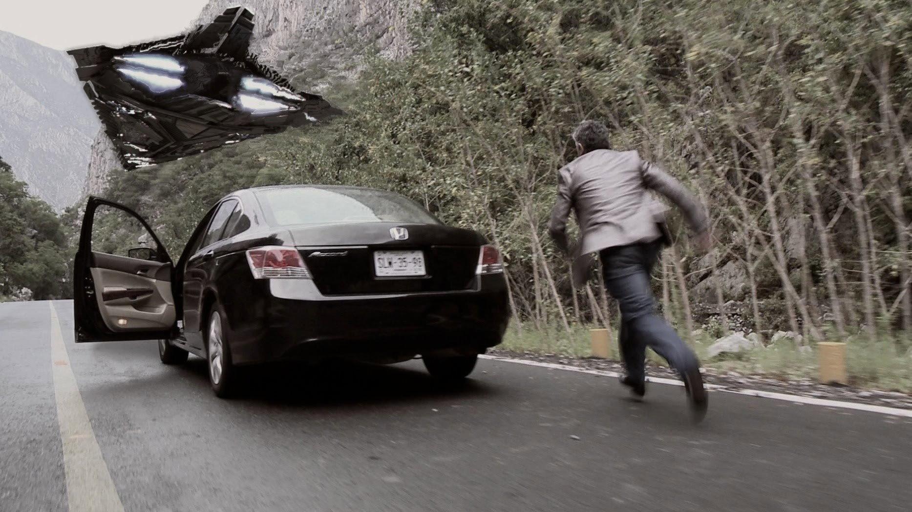 Zona Invadida 2015 movie scene